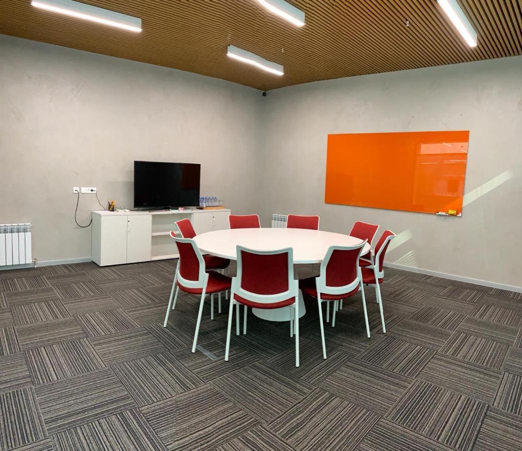 Iq Coworking Otel Astana Dış mekan fotoğraf