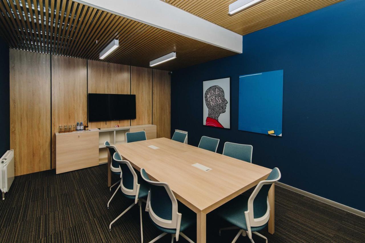 Iq Coworking Otel Astana Dış mekan fotoğraf