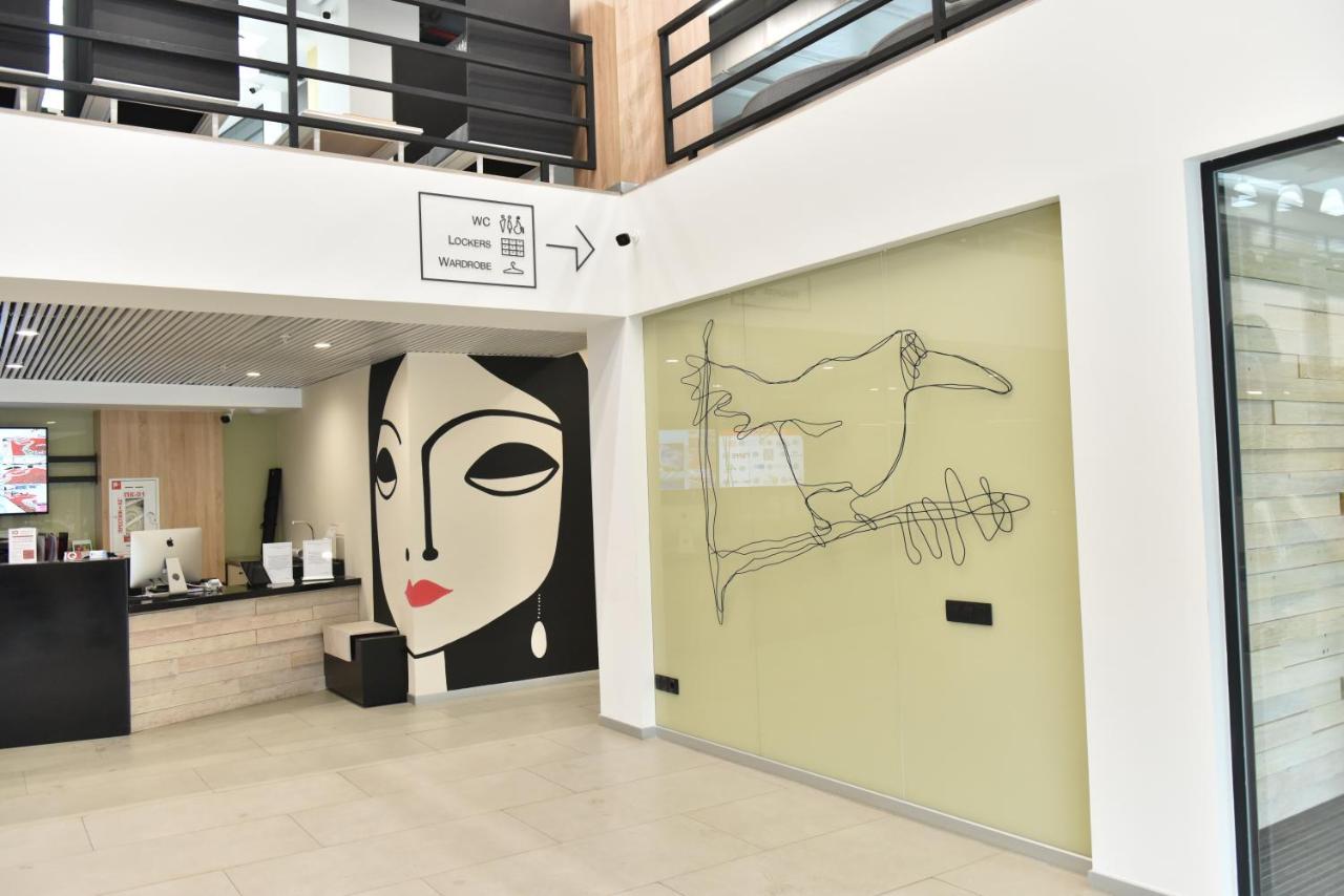 Iq Coworking Otel Astana Dış mekan fotoğraf